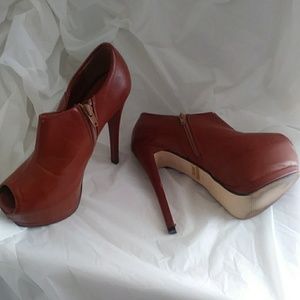 Camel colored open-toed ankle heels